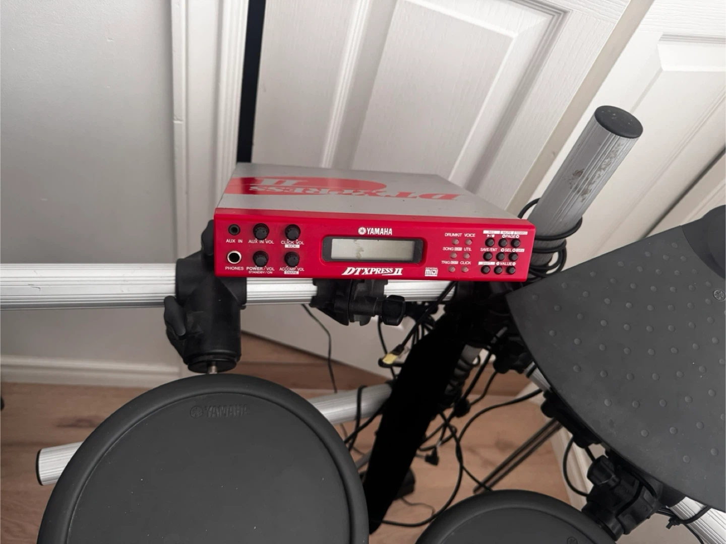 Yamaha DTXPRESS II Electronic Drum Kit - photo 2