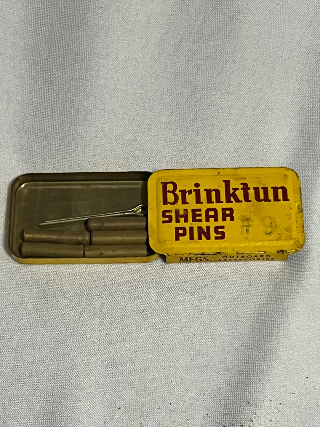 Vintage Brinktun Shear Pin Tin & Pins