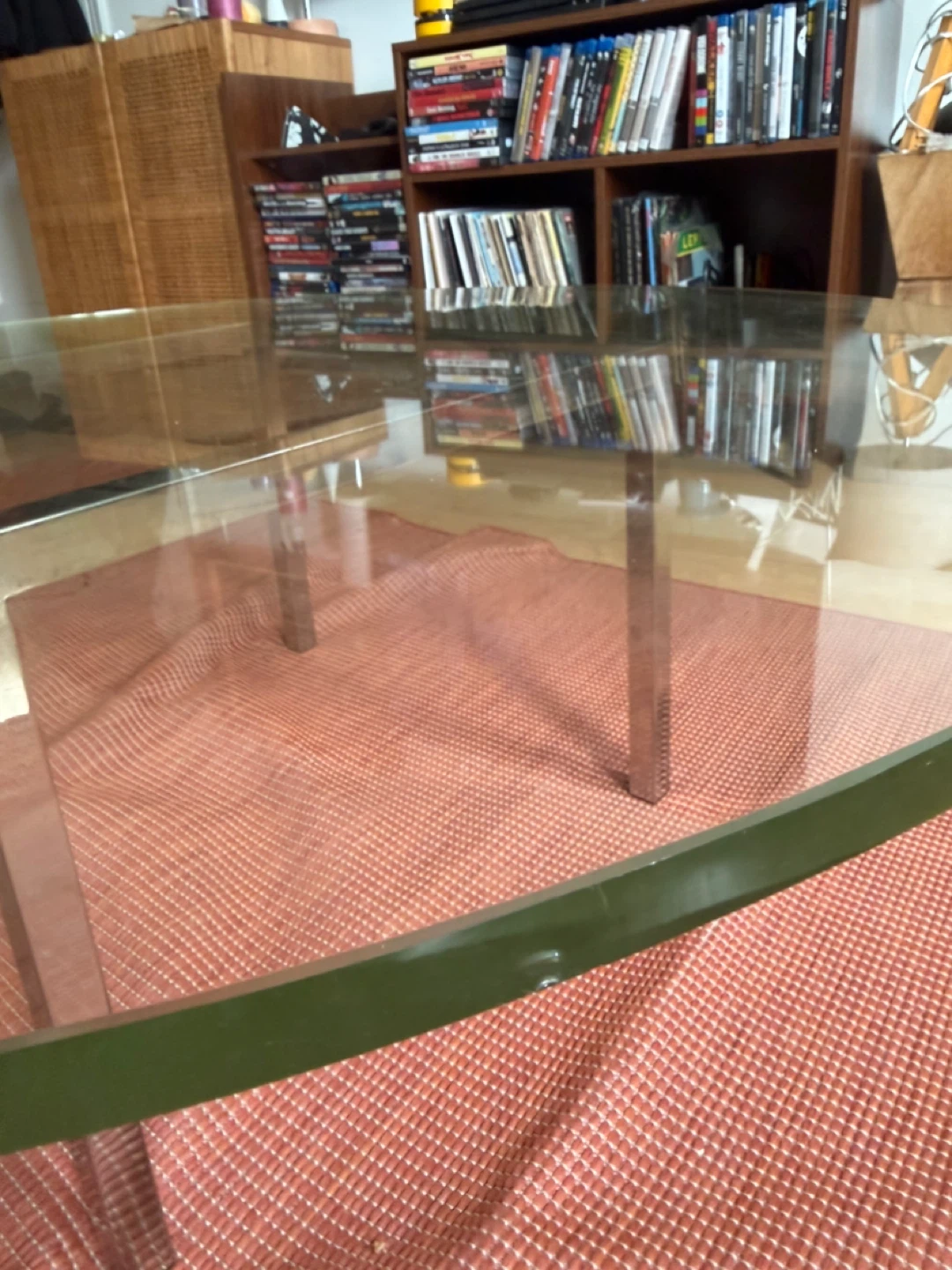Round glass coffee table - photo 4