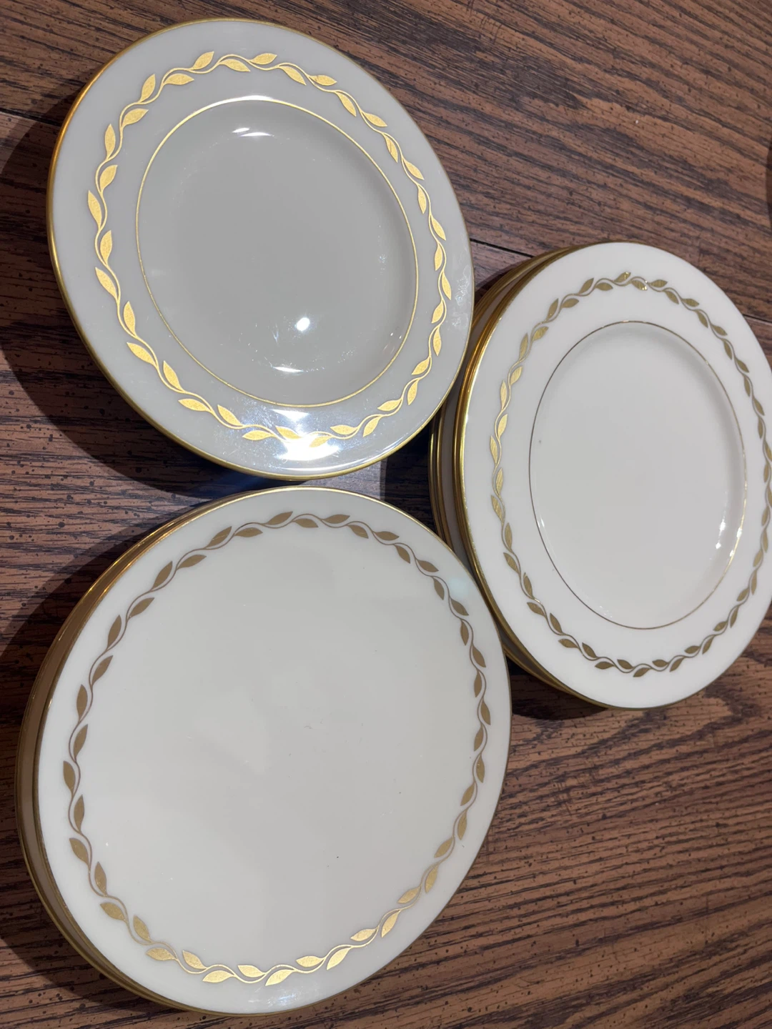 Lenox "Golden Wreath" 6.5" Saucer Plates (set of 12) - photo 2