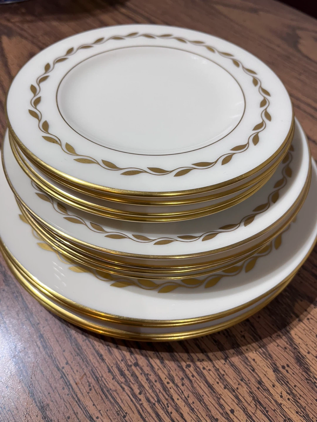 Lenox "Golden Wreath" 6.5" Saucer Plates (set of 12)