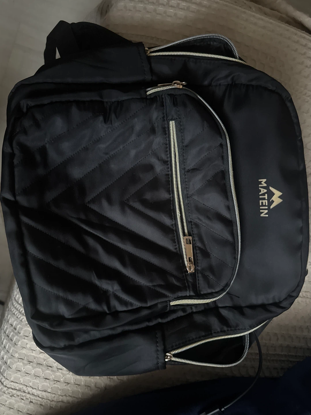 MATEIN Black Quilted Backpack