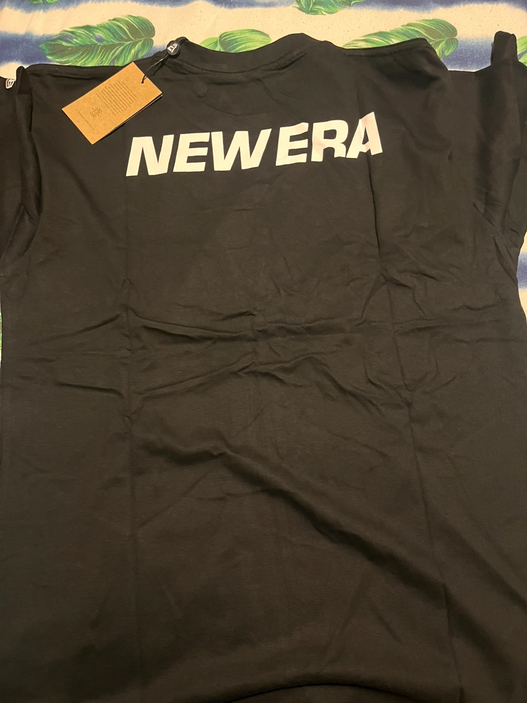 New Era Los Angeles Lakers Graphic T-Shirts (Medium) - photo 5