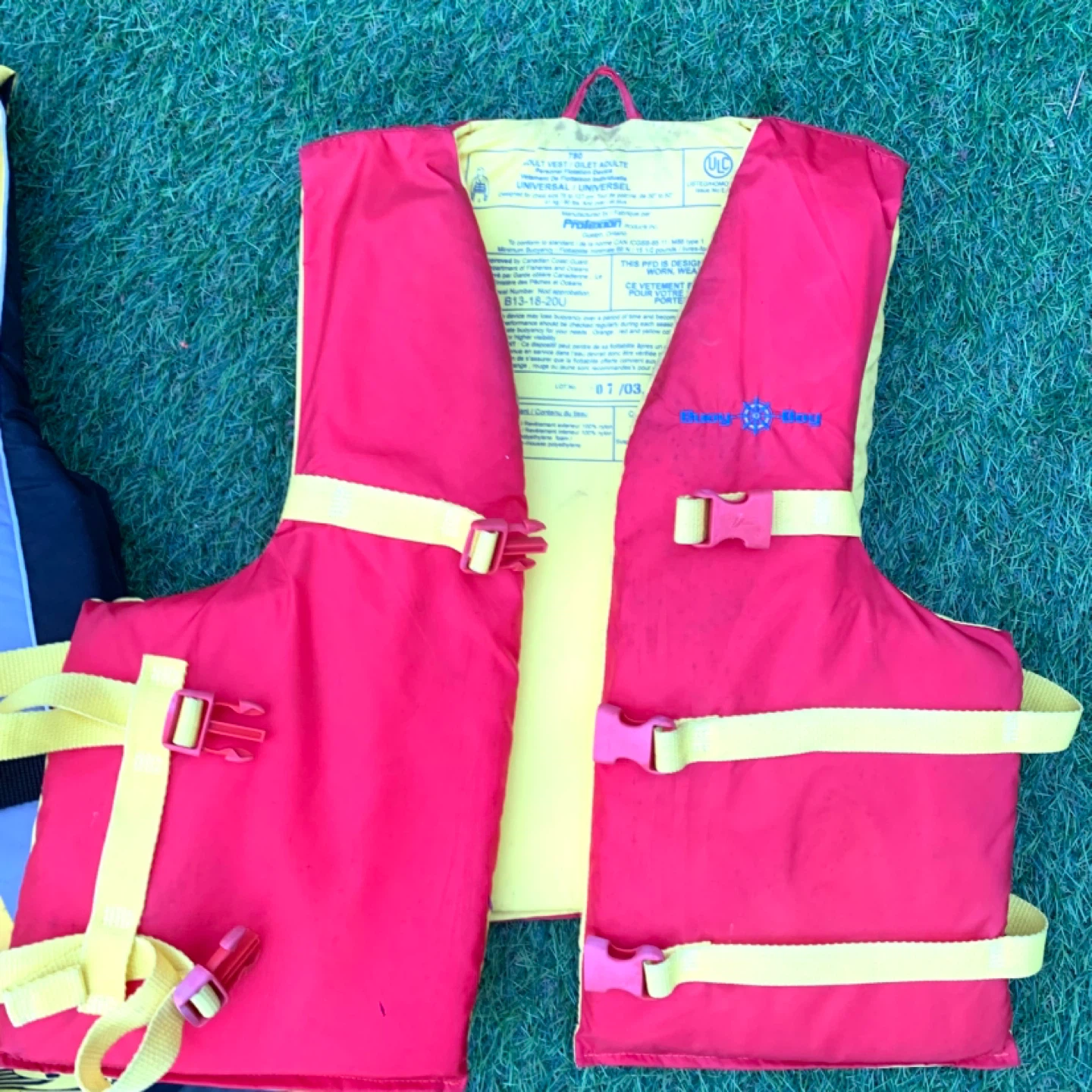Life Jackets PFD XL Adult Water Safety Vest Boating 3 Jackets - photo 4