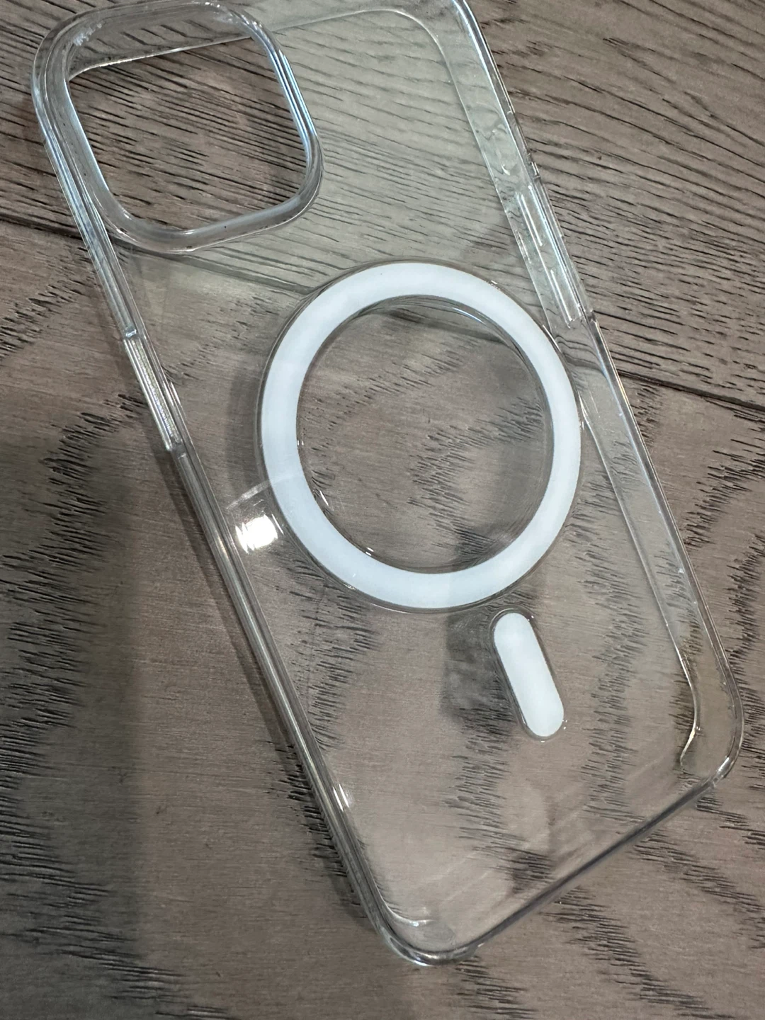 Clear MagSafe iPhone 14 Pro Case - photo 3