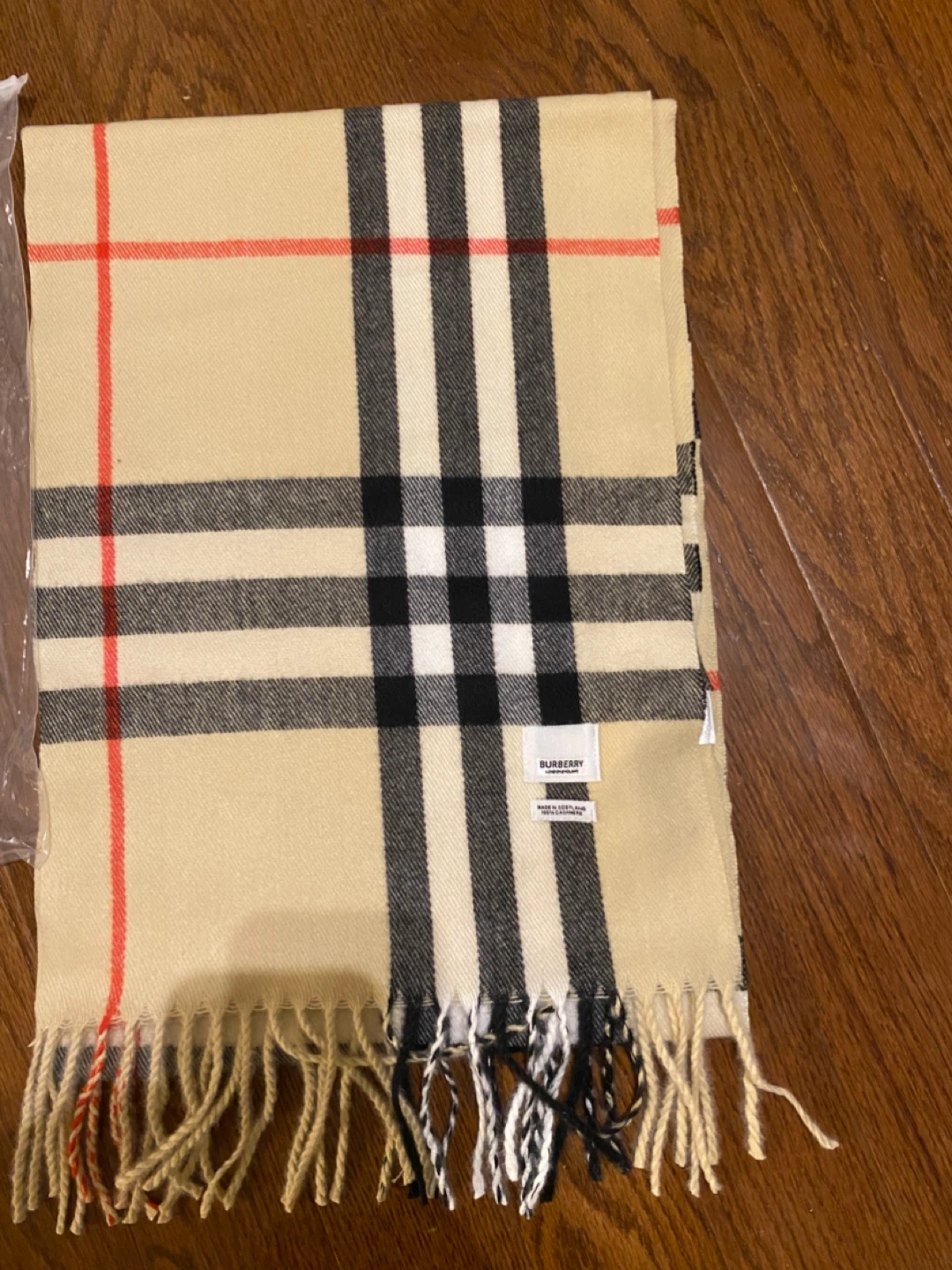 Burberry Scarf - photo 2