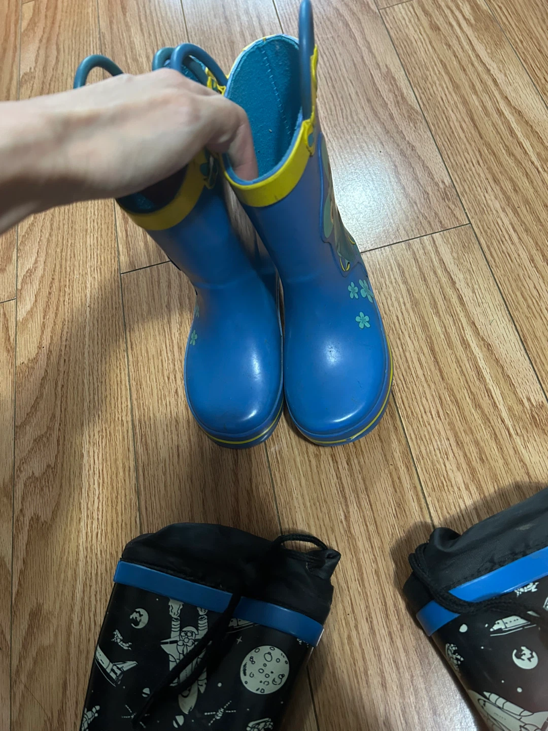 Size 6 Toddler Blue Dory Character Rain Boots - photo 2