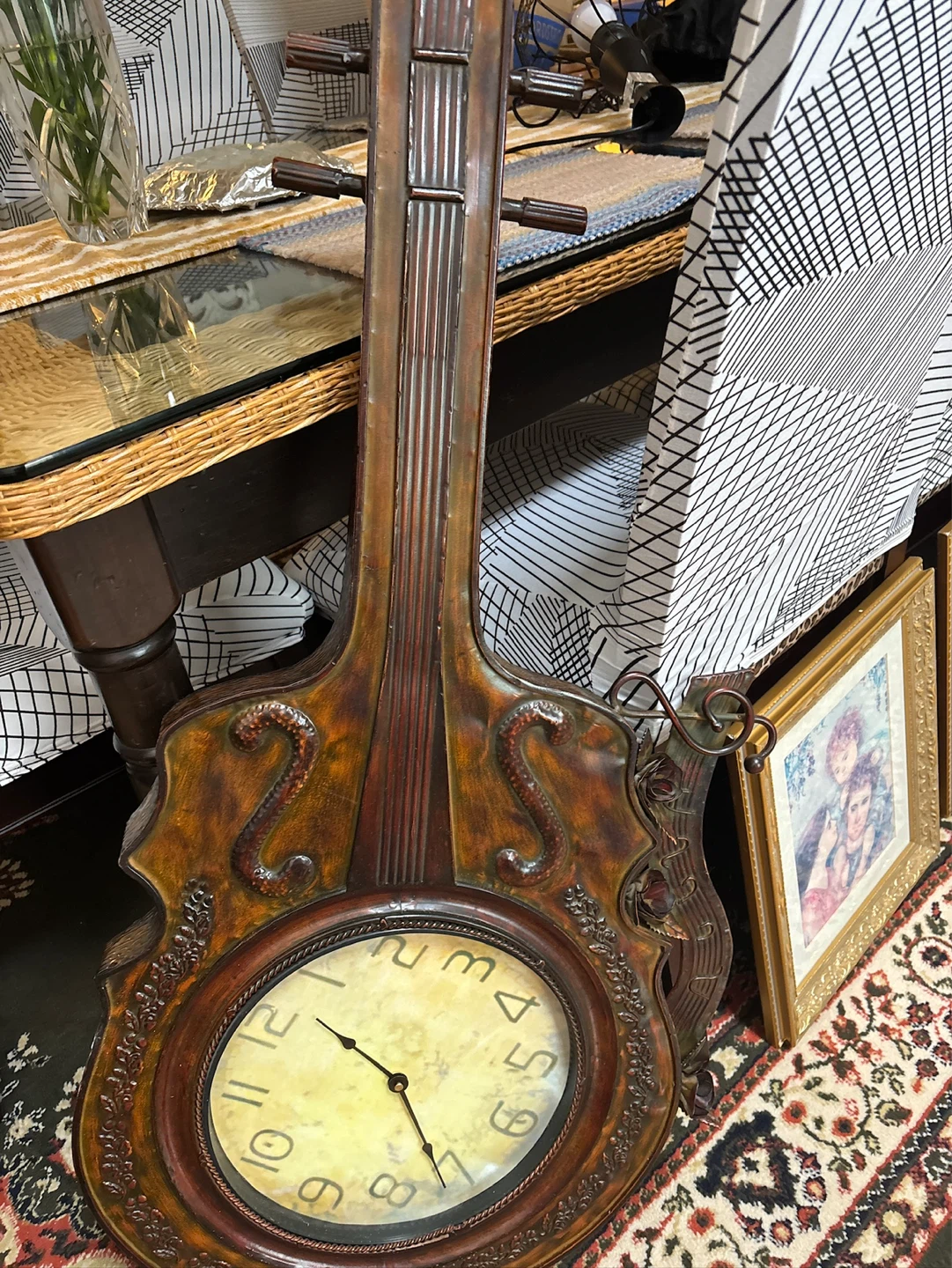 Vintage Violin-Shaped Wall Clock - photo 3