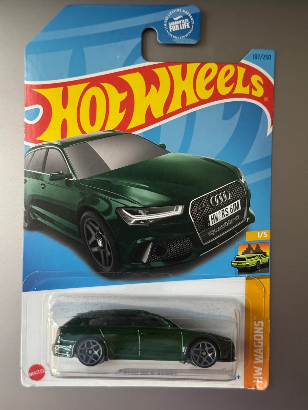 Hot Wheels Audi RS 6 Avant (green)