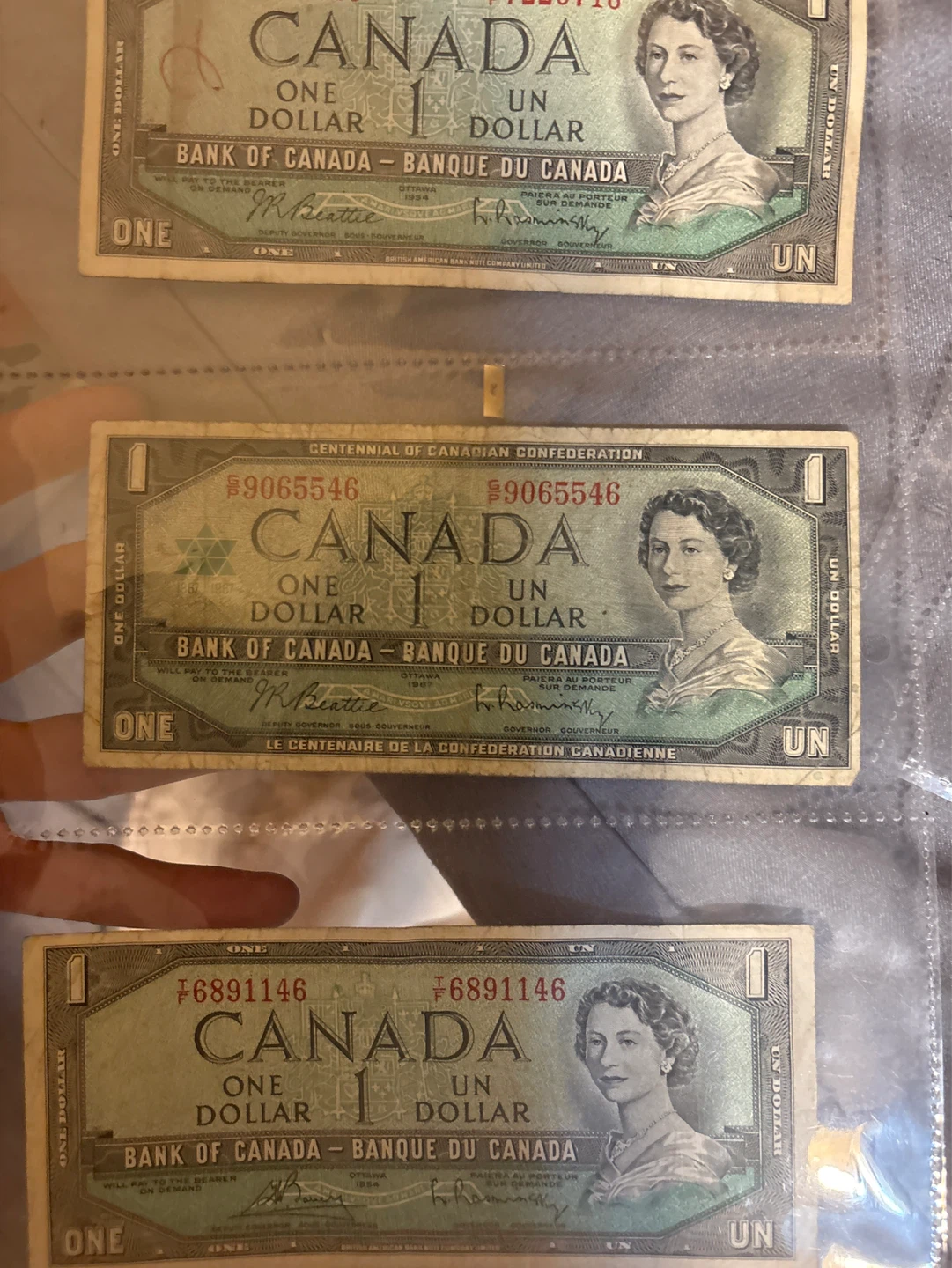 Collection of Canadian Bank Notes - $1, $2, $5, $10, $20 - photo 5