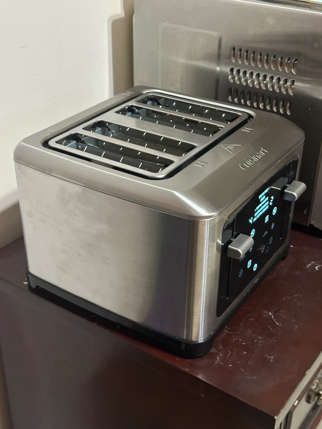 Cuisinart 4-Slice Touchscreen Toaster - photo 5