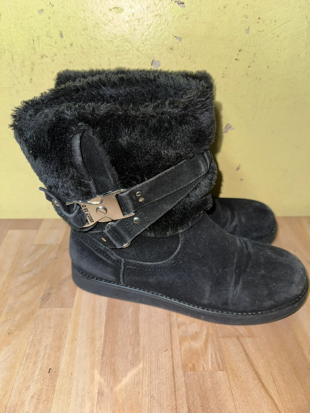 G by Guess Black Suede Fur Lined Boots Size 8M - photo 2