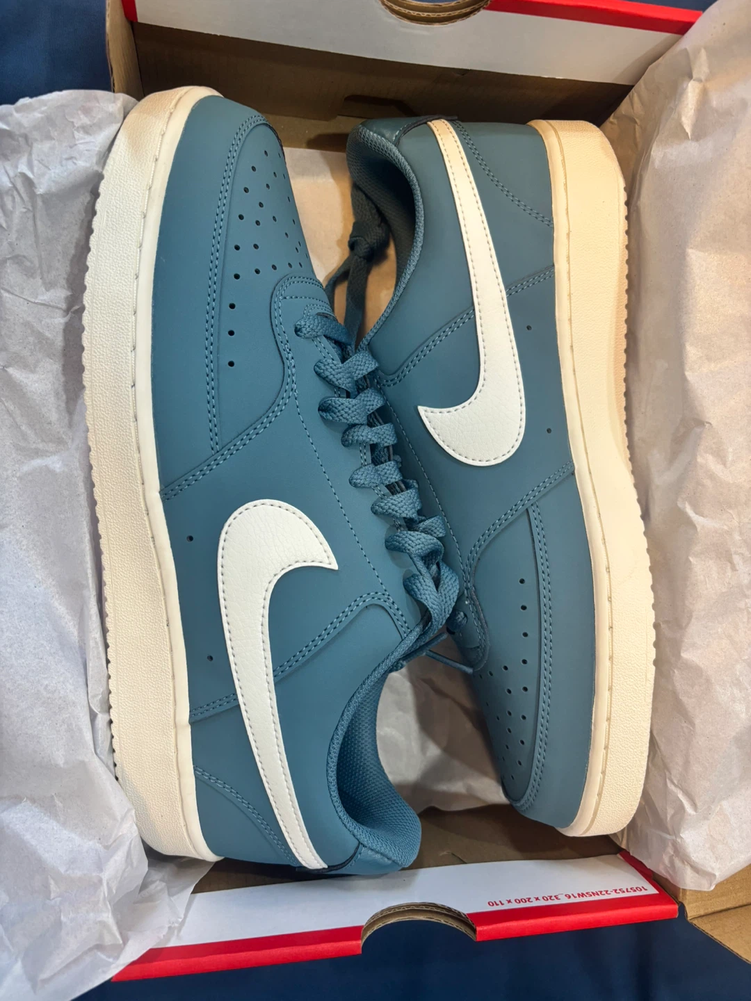 Nike Court Vision Low Sneaker