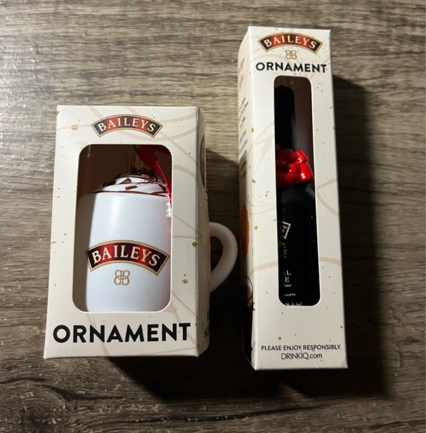 Christmas Ornaments & Greeting Cards