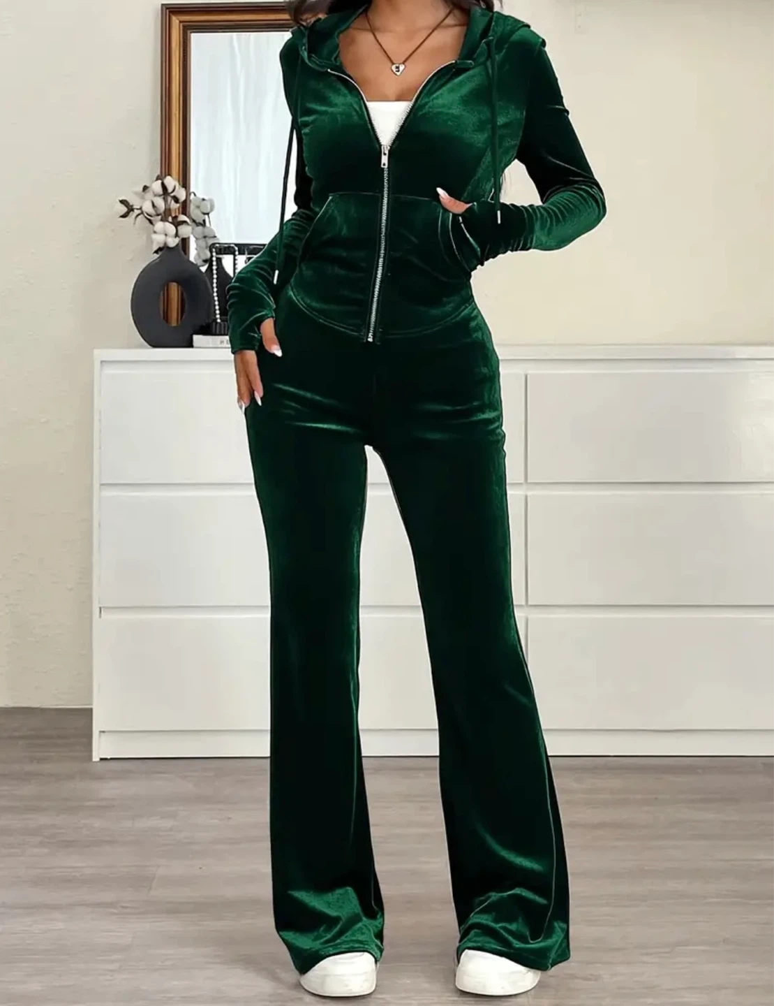 New Women's Tracksuit Set - photo 3