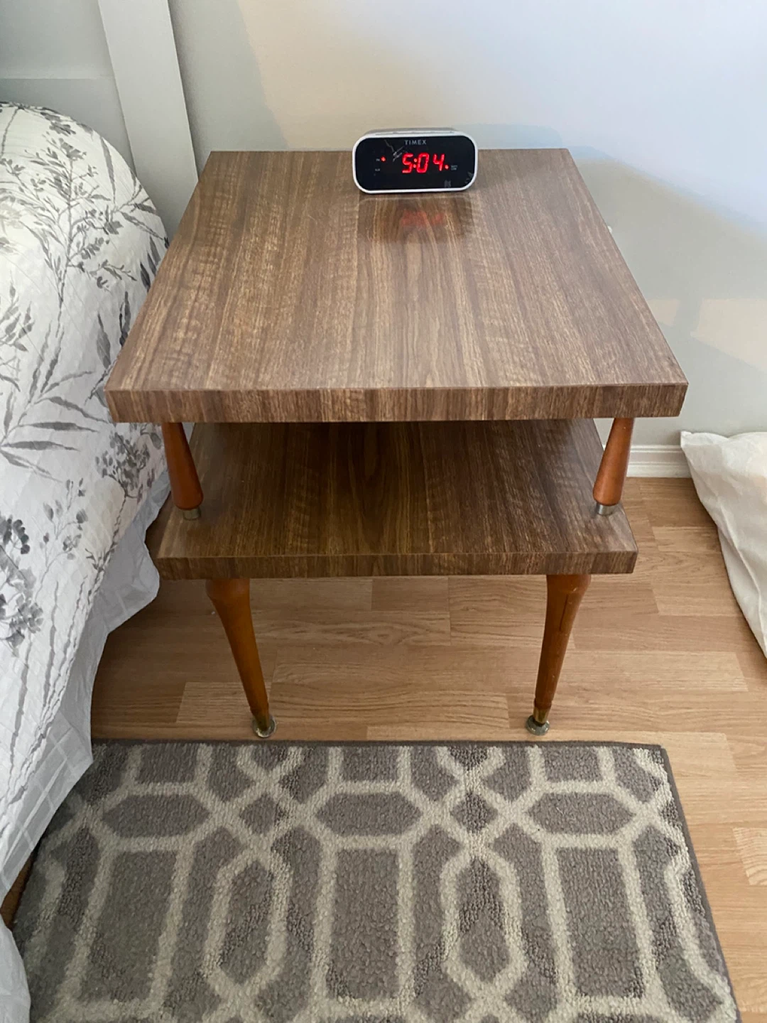Vintage Two-Tiered End Table - photo 2