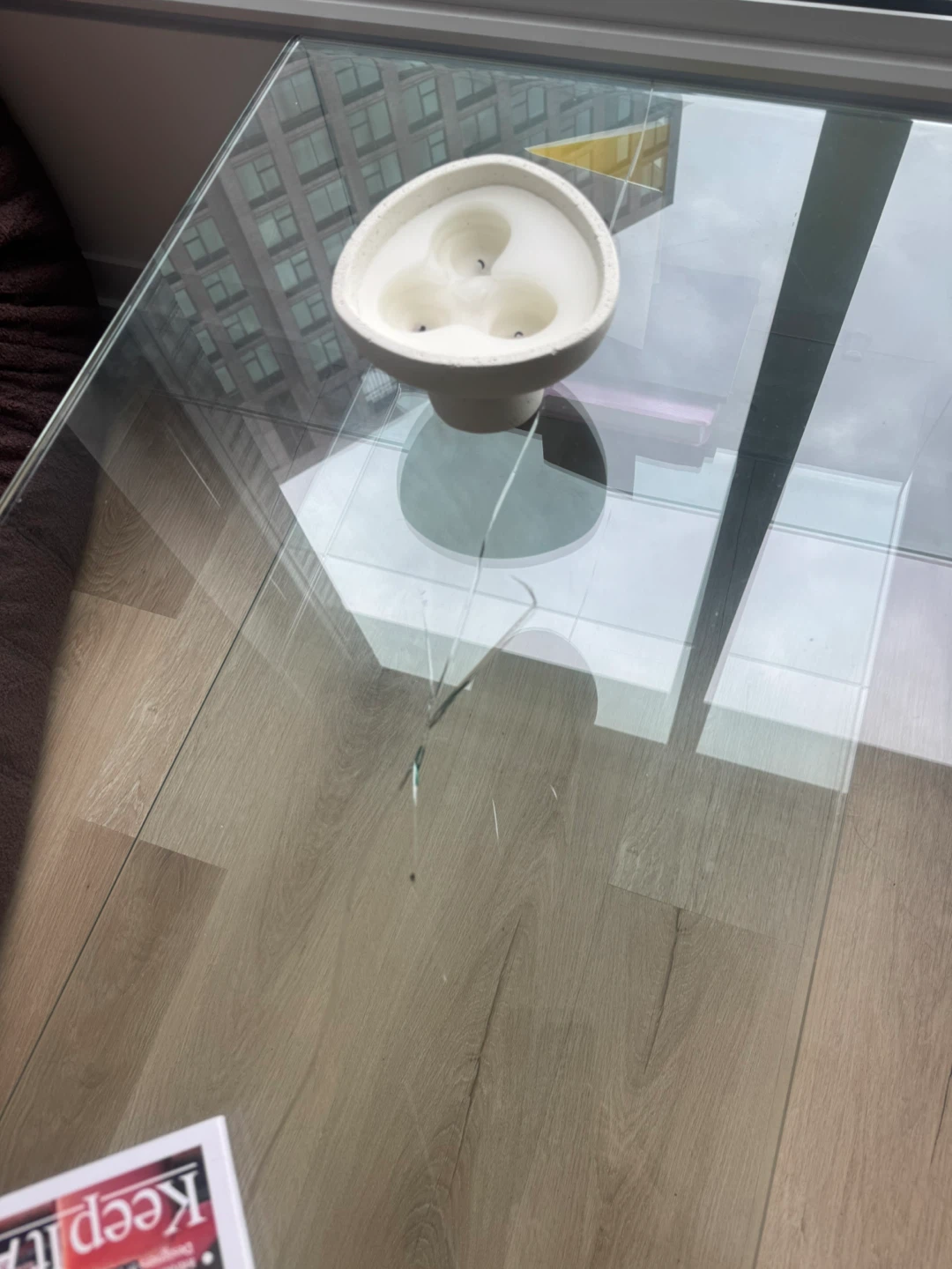 Glass Coffee Table with a Crack - photo 2