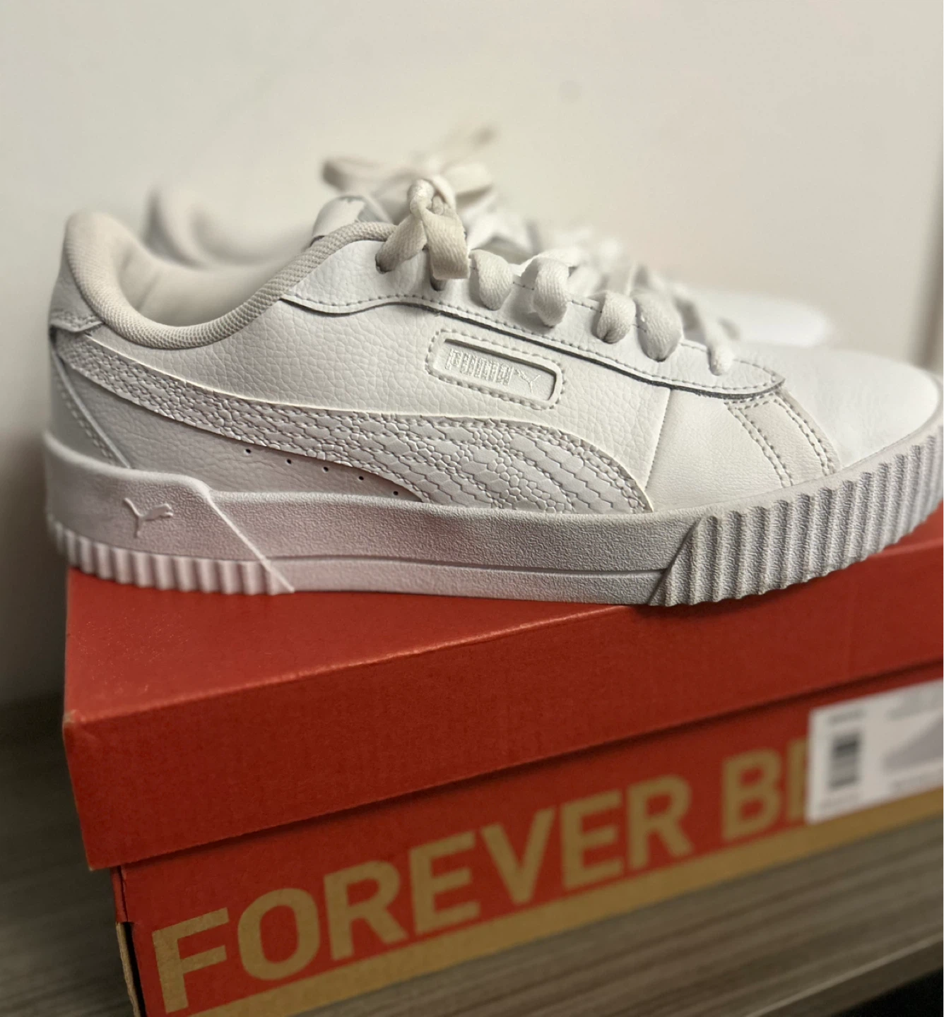 Puma Women's White Court Shoes size 8 - photo 2