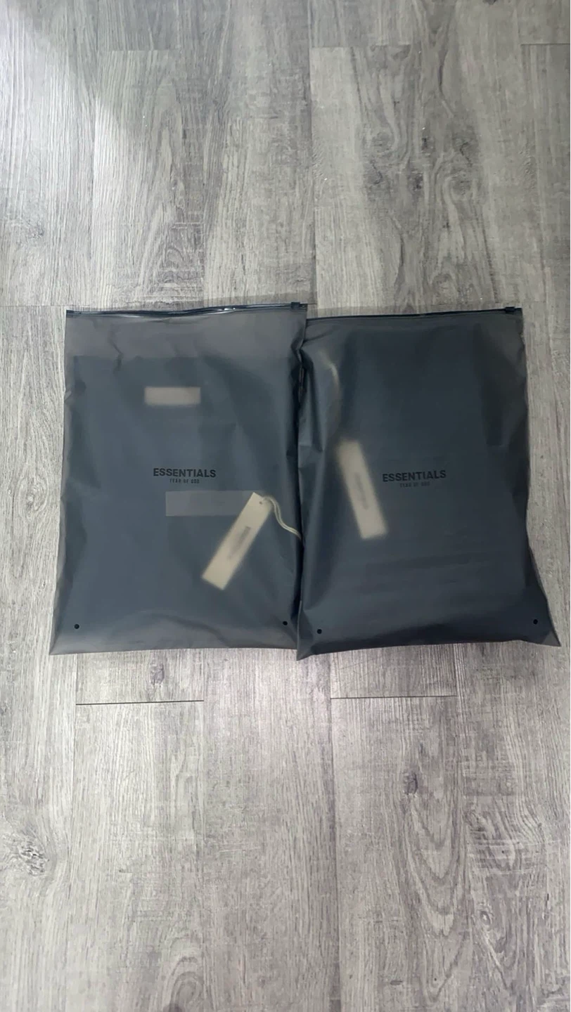 Fear of God ESSENTIALS Shorts
