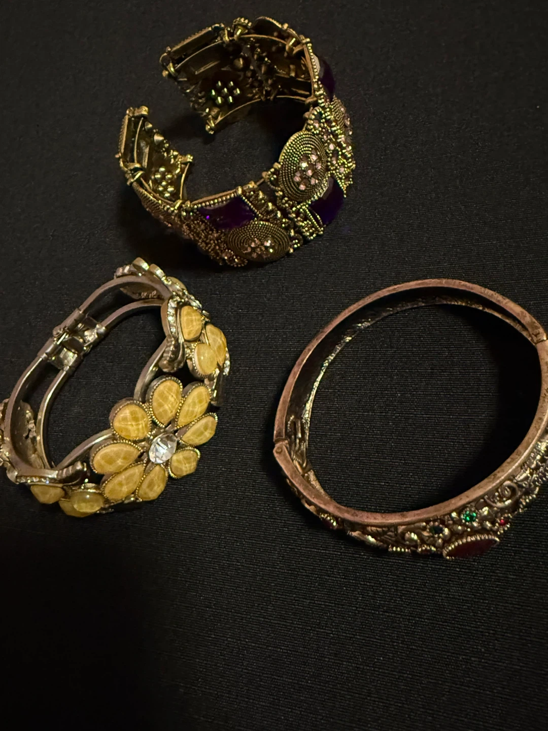 Set of 3 ornate bangles - photo 4