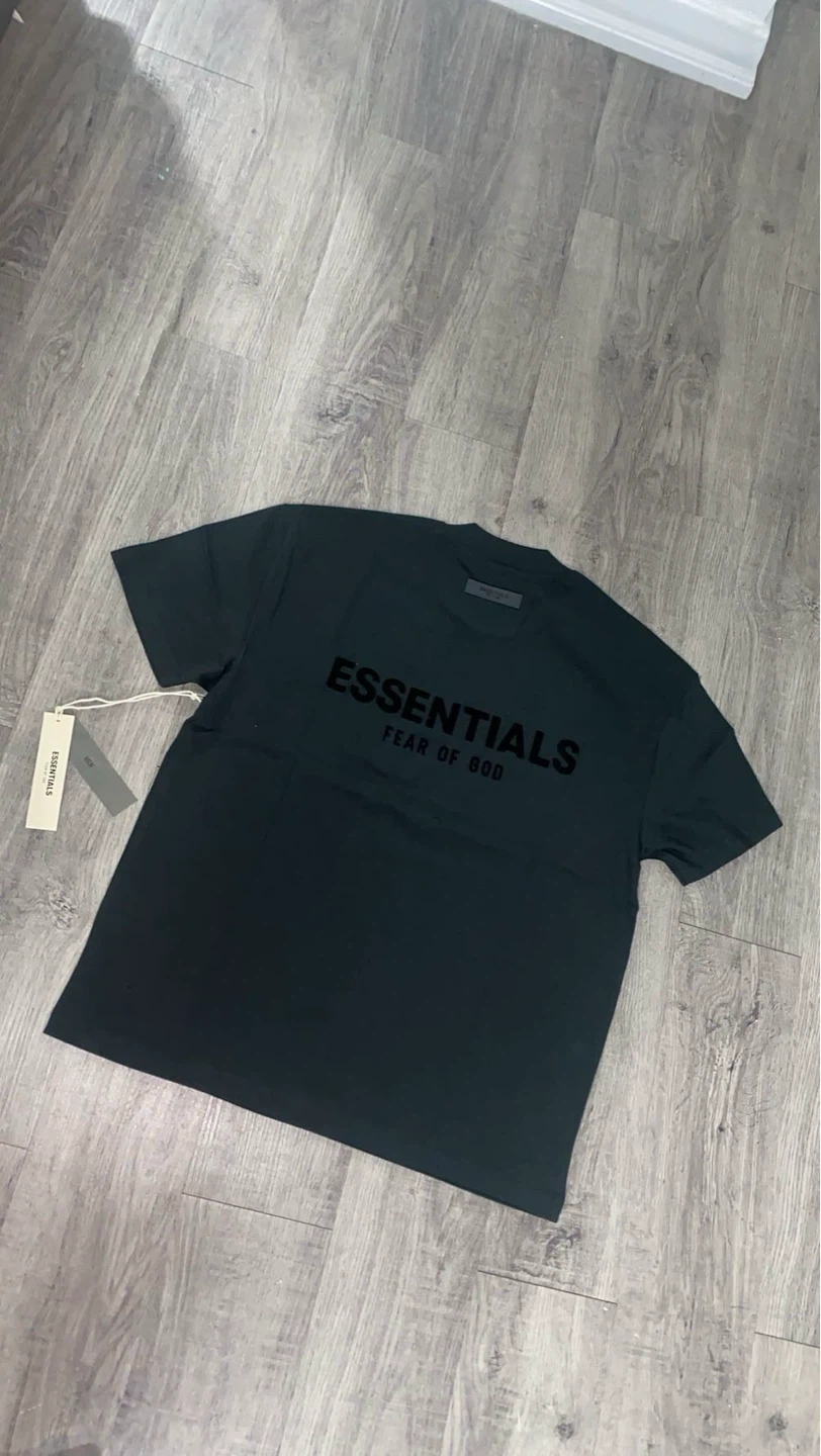 ESSENTIALS Fear of God T-Shirt - photo 4