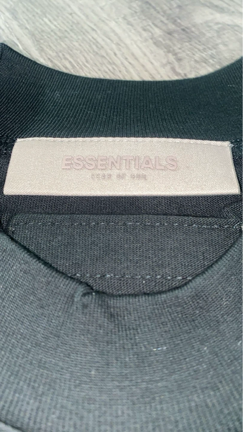 ESSENTIALS Fear of God T-Shirt - photo 3
