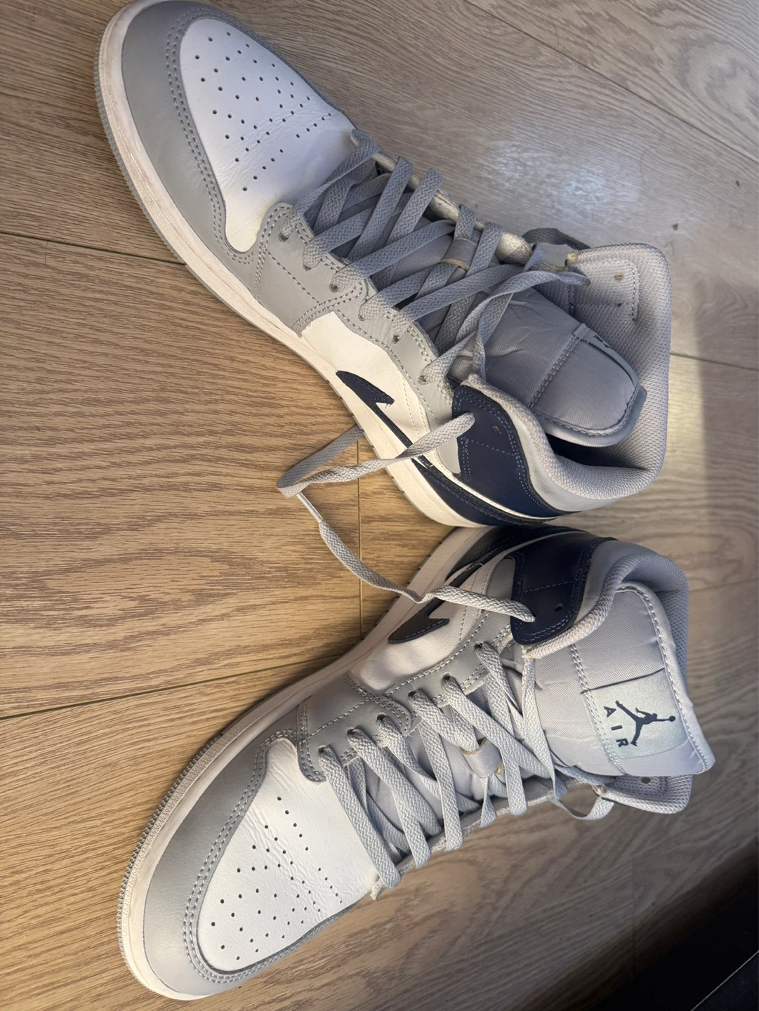 Air Jordan 1 Mid Men's Shoes - photo 4