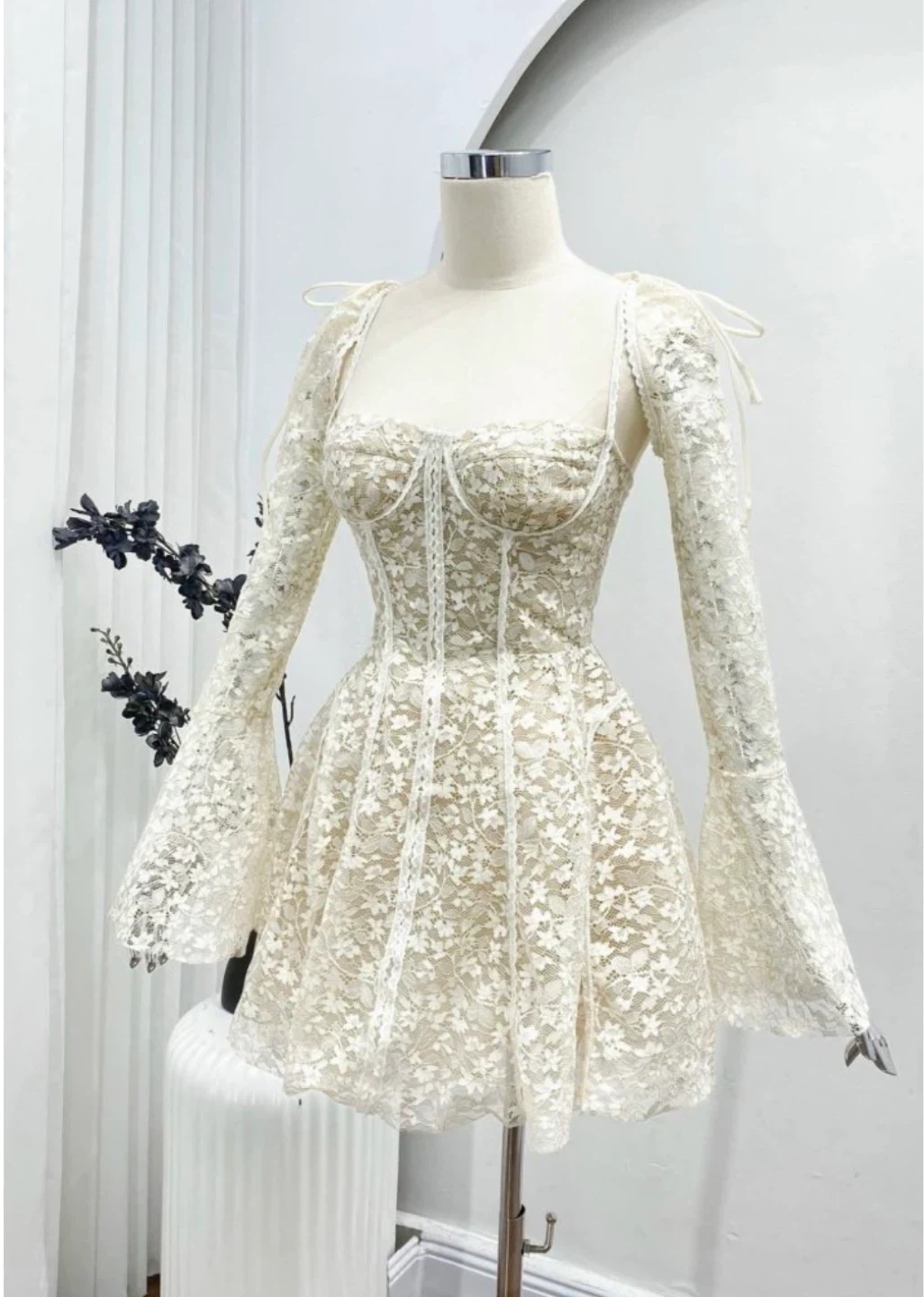 Cream Lace Corset Dress - photo 2