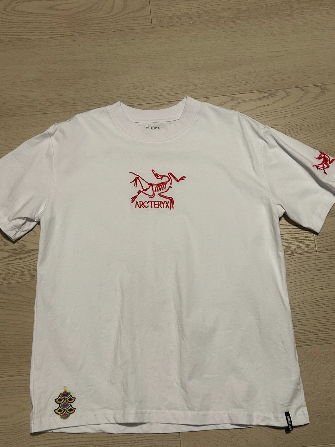 Tons of t shirts Versace, arcteryx, gallery dept, Corteiz, bape - photo 3