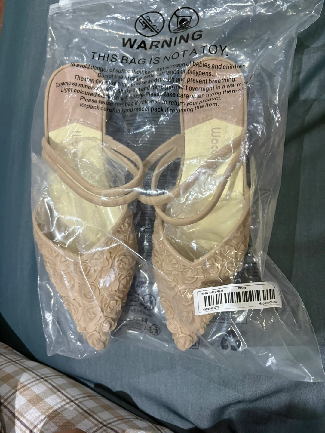 Wacoon Women's Rose Embossed Mules - Beige - photo 5