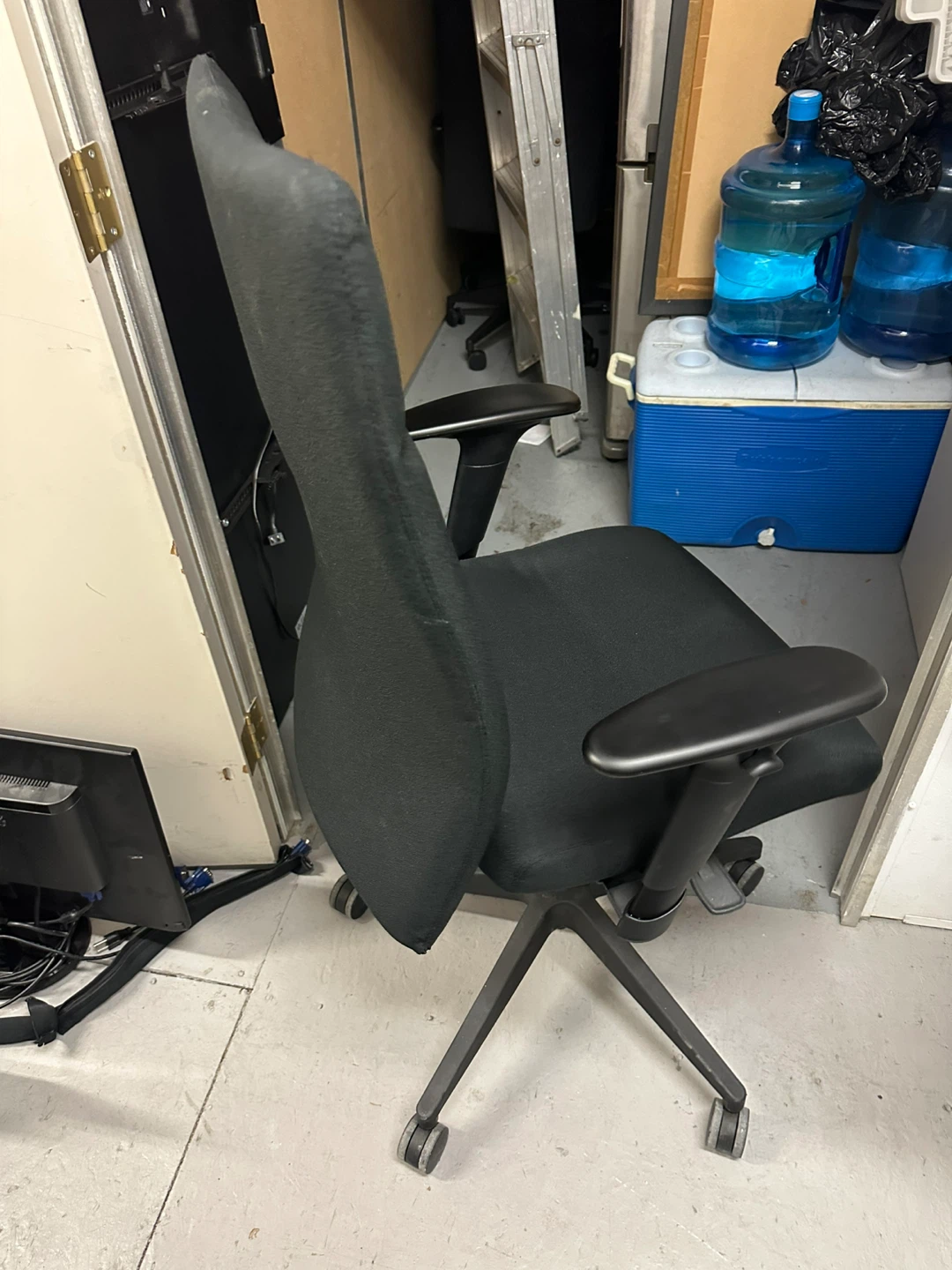 Black Office Chair - photo 3