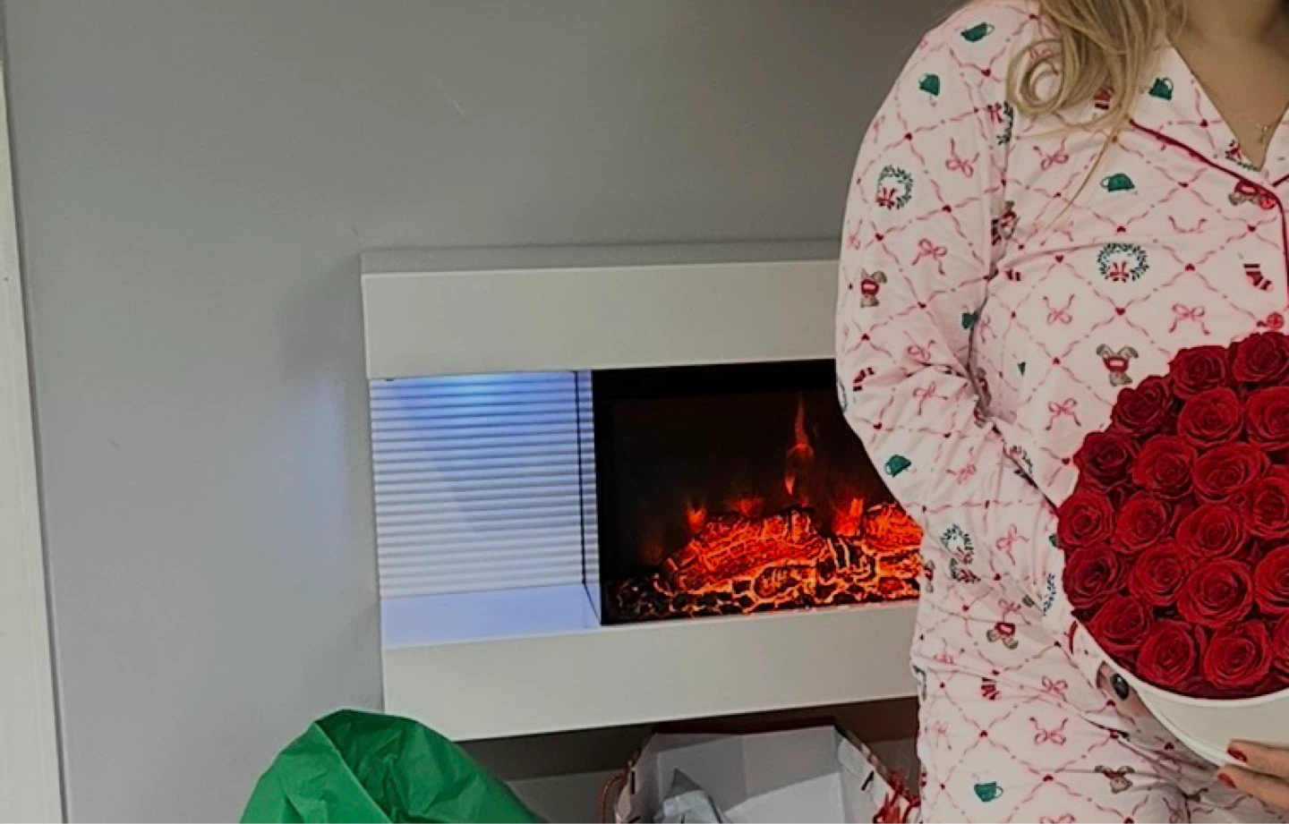 Electric Fireplace with Remote Control