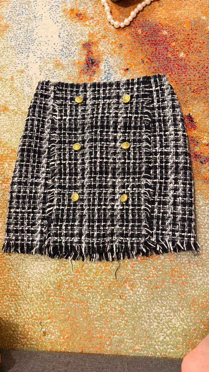 Skirt with Gold Buttons. Size 5/6