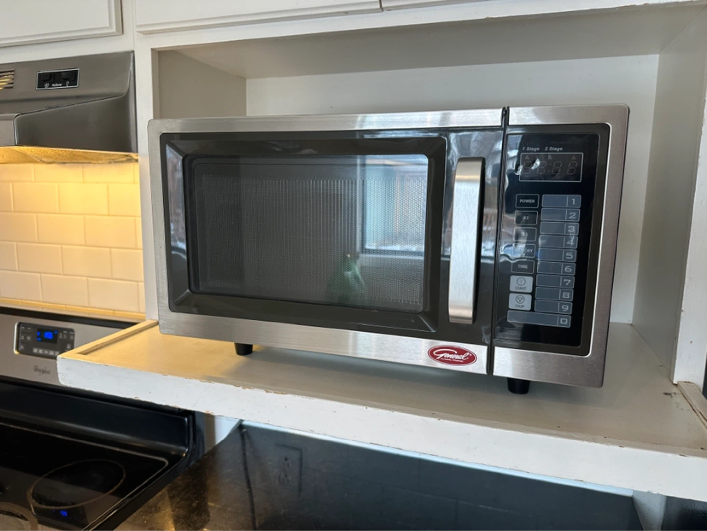 General Brand Microwave Oven GEW1000E