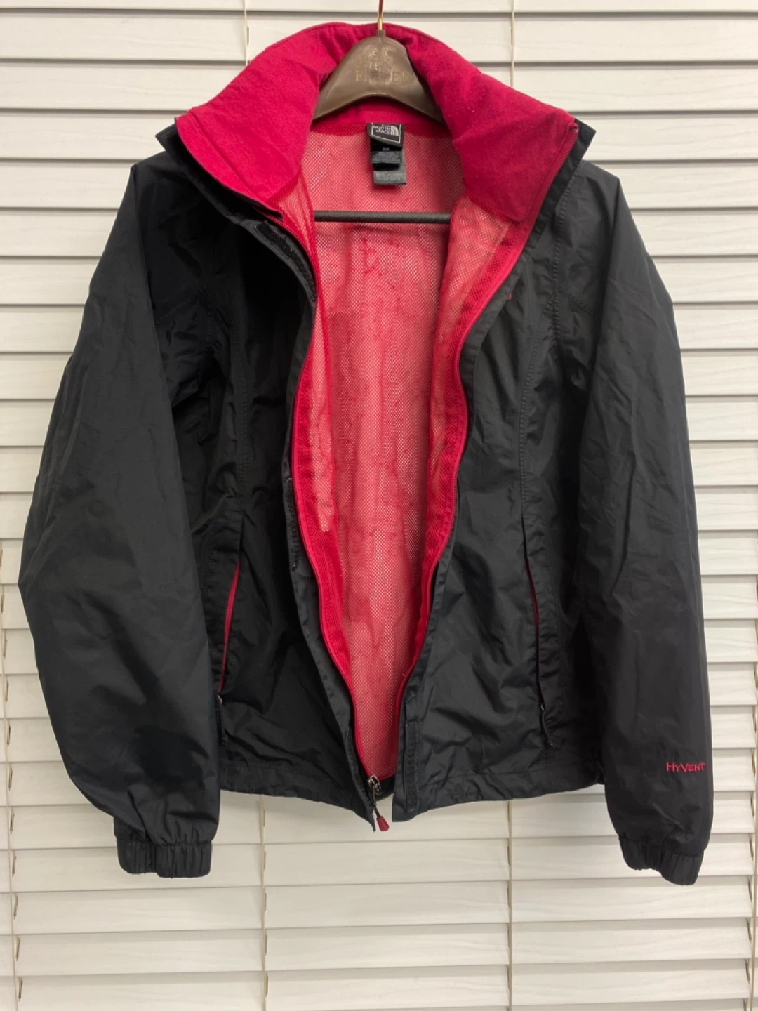 The North Face HyVent Women's Jacket  Size Small - photo 2