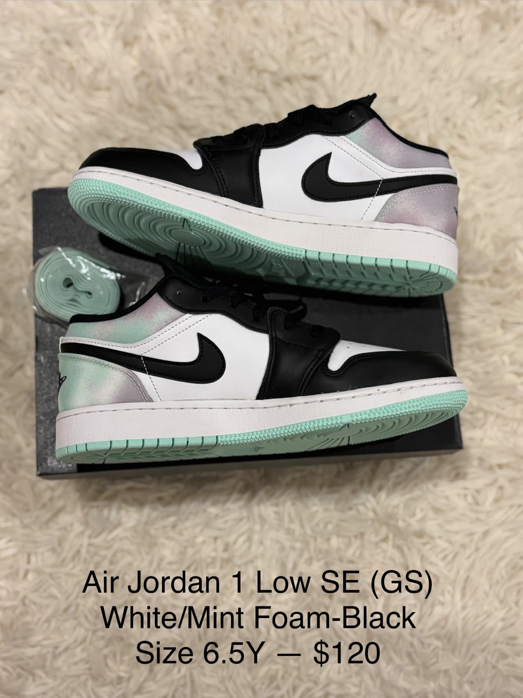 Air Jordan 1 Low SE (GS) White/Mint Foam-Black Size 6.5Y - photo 4