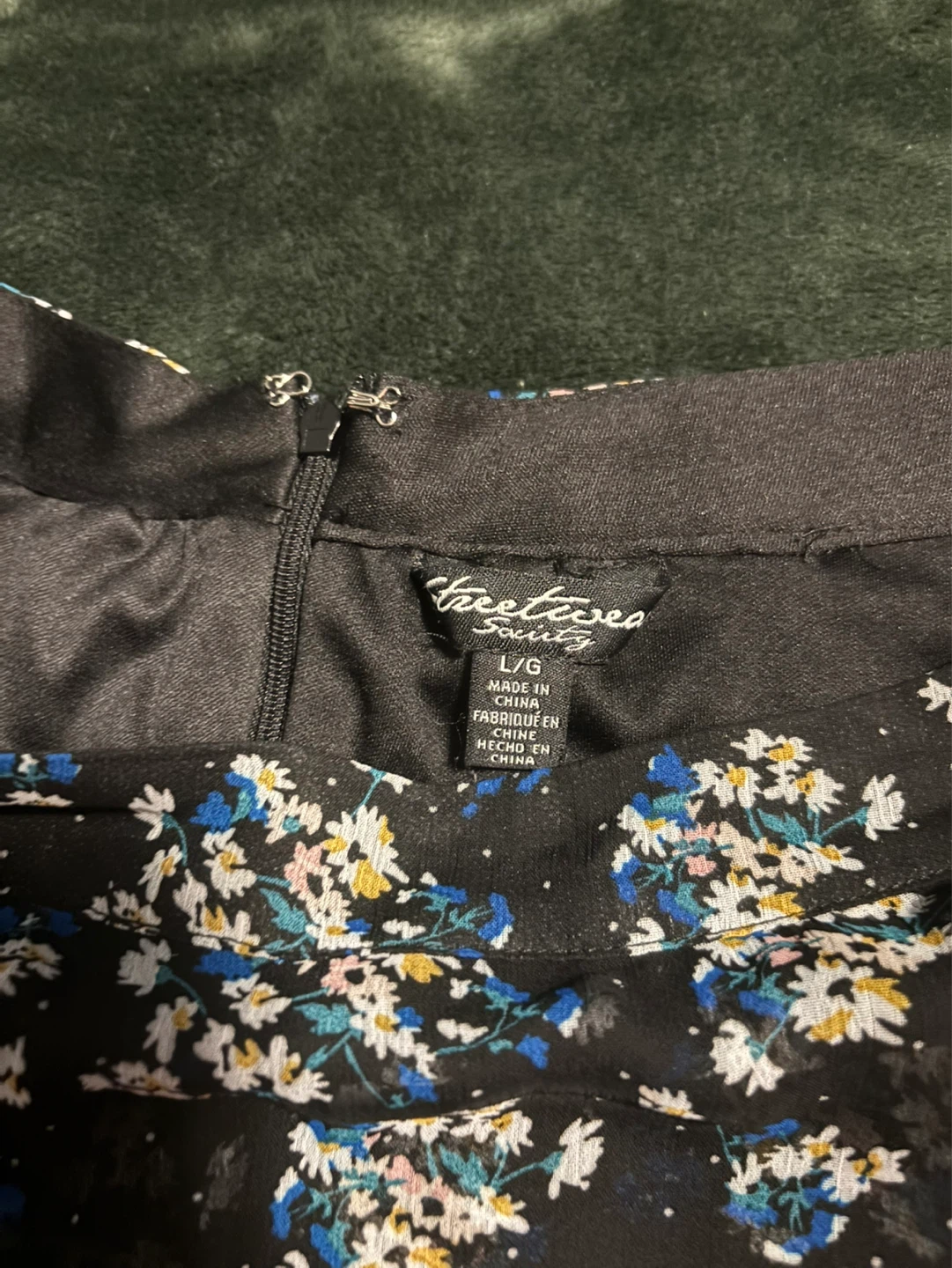 L/G Black Floral hi low  Skirt - photo 2