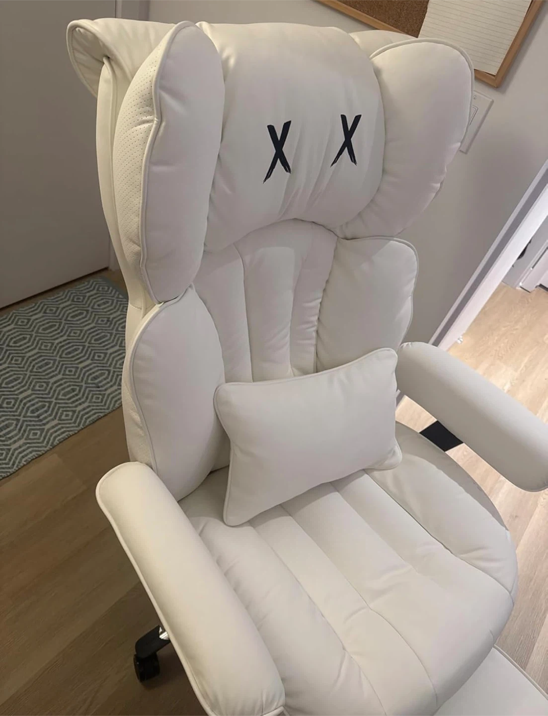 Chair - photo 3