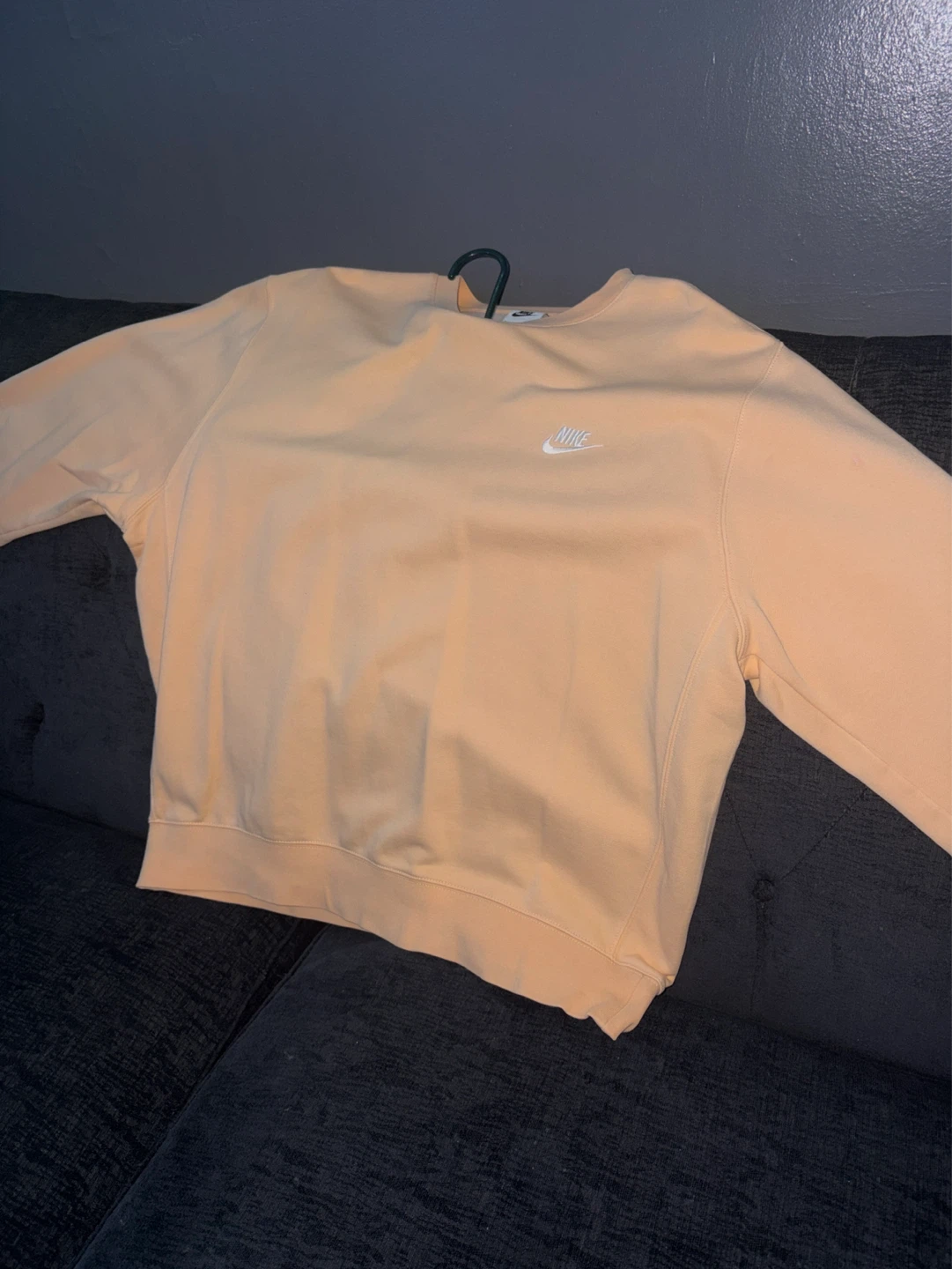 Nike men’s sweatshirt peach - photo 2