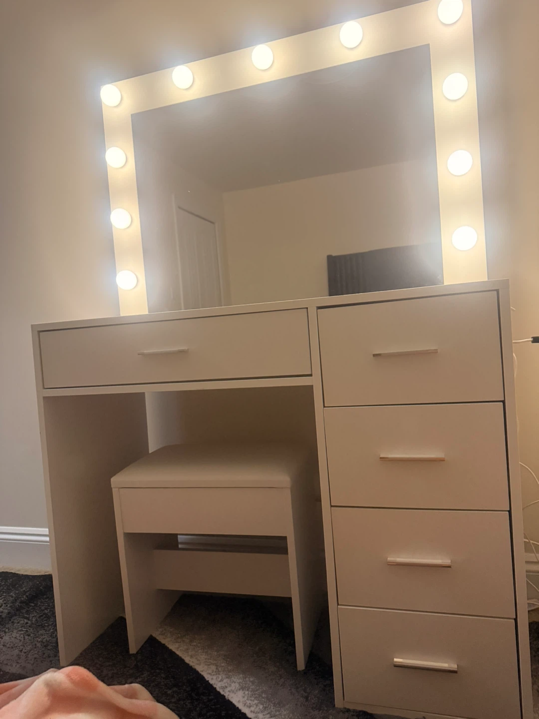 White Vanity Makeup Desk with Lights and Stool