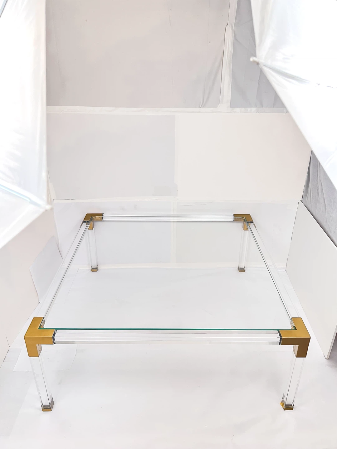 ACRYLIC & GOLD BRASS GLASS COFFEE TABLE - photo 2