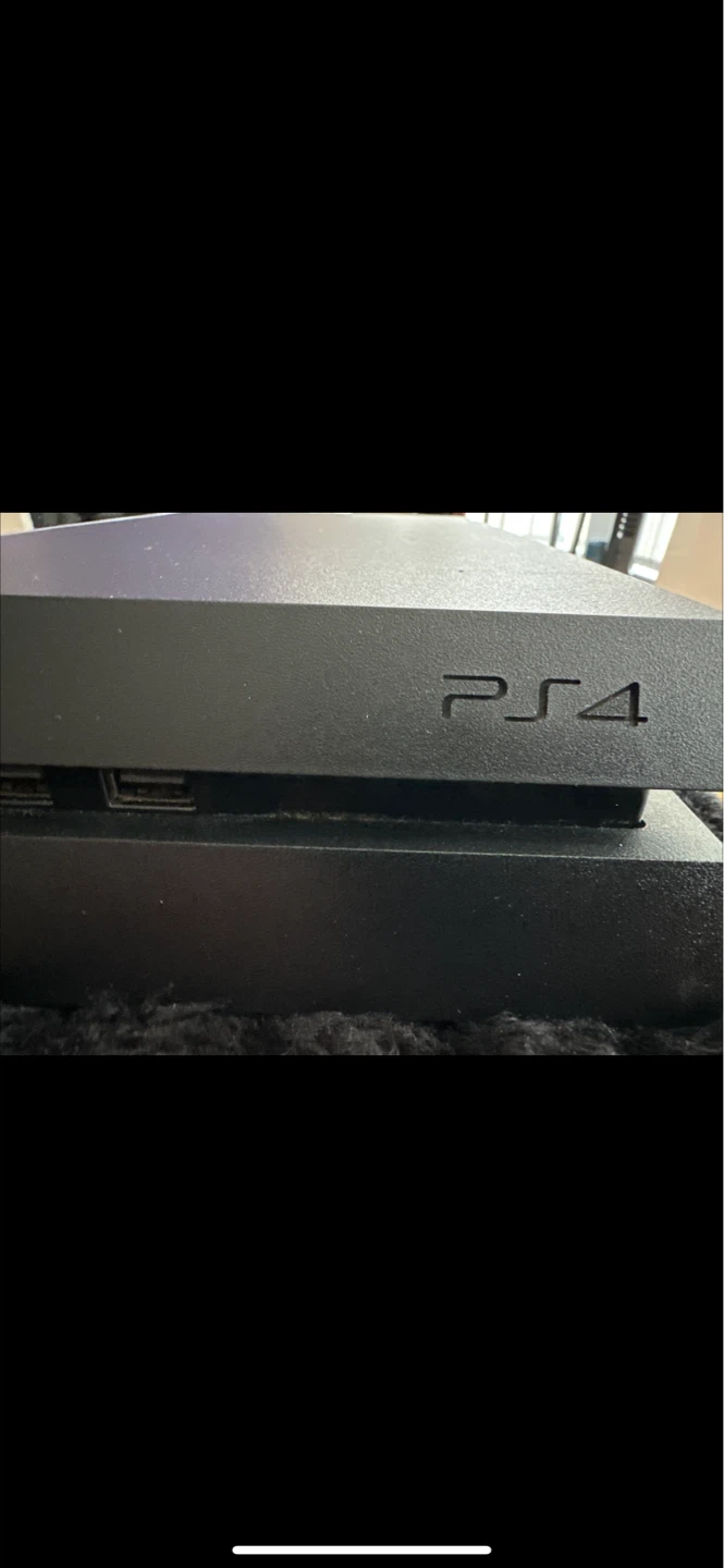 PlayStation4 90$ or I love trades aswell! Thank you