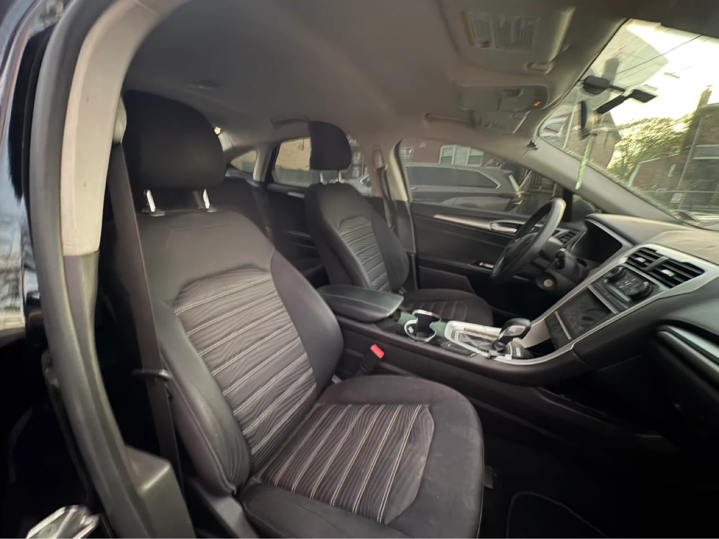 2017 Ford Fusion SE - photo 5