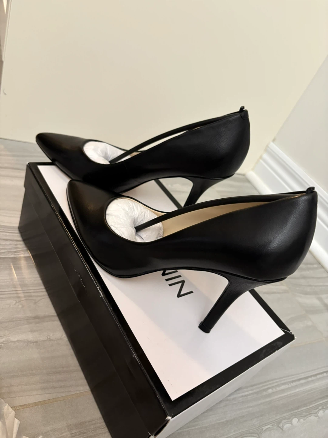 Nine West Black Leather Heels - Size 7M