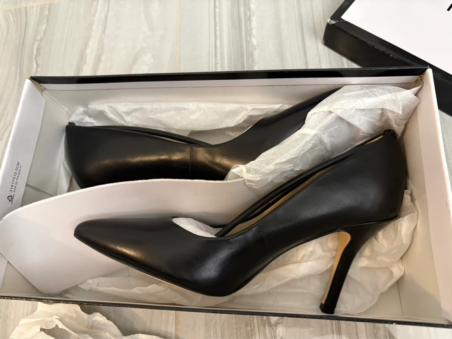 Nine West Black Leather Heels - Size 7M - photo 3