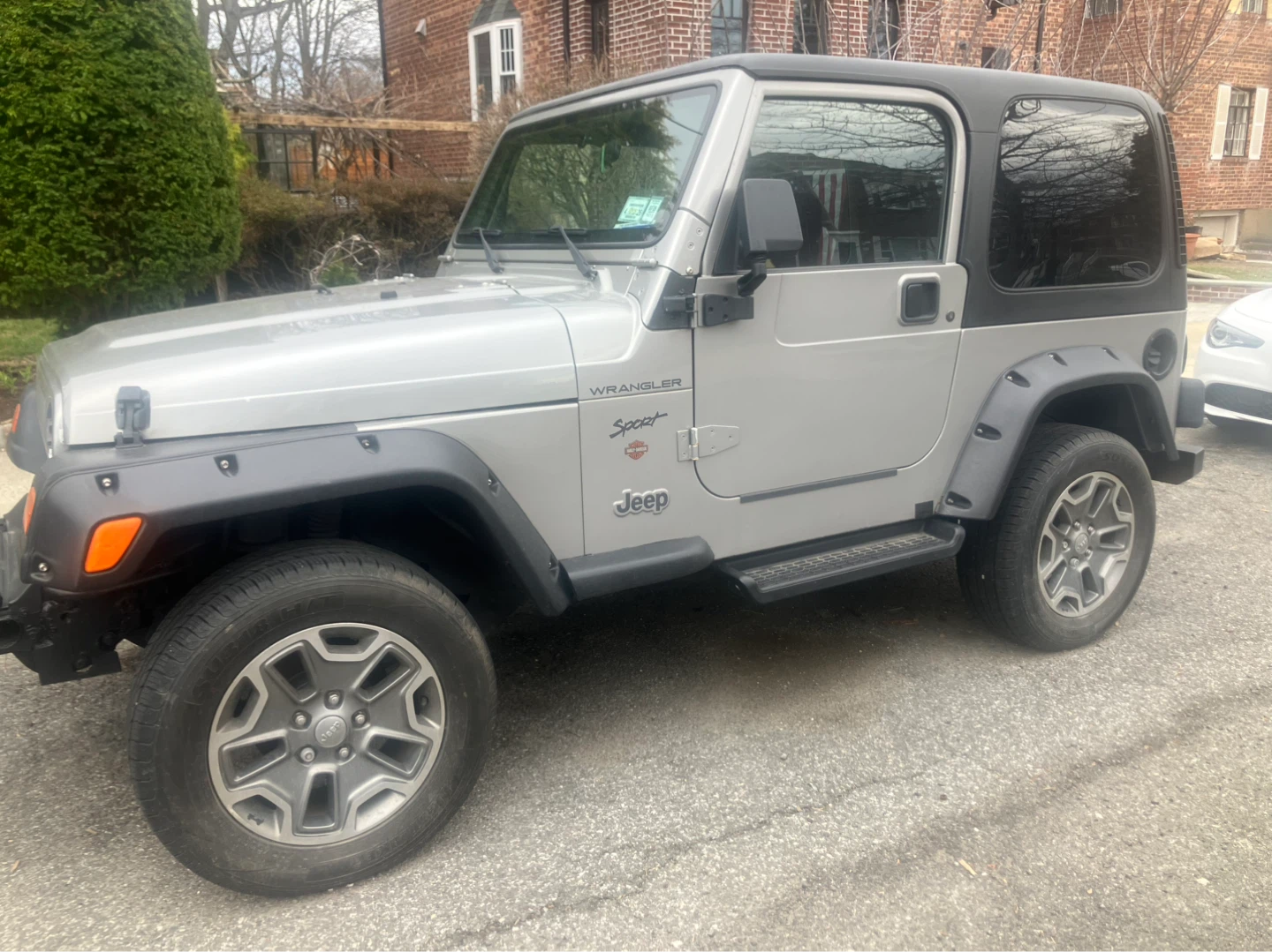 Jeep Wrangler Sport Silver SUV