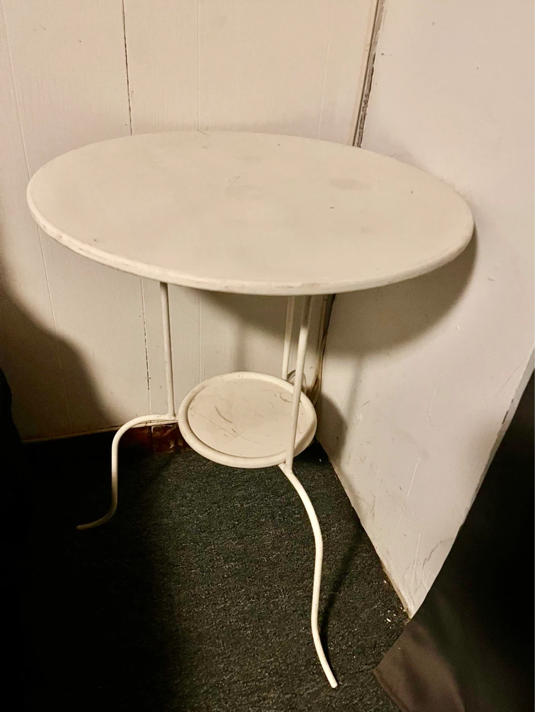 Round white metal side table with lower shelf - photo 2