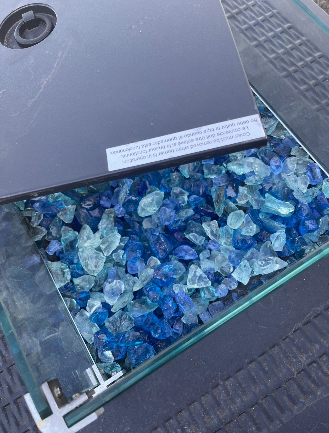 28in Propane Gas Fire Pit Table with Lid & Blue Glass Rocks - photo 2