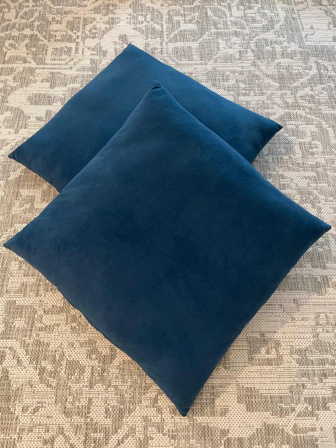 2 Deep Teal Velvet Throw Pillows - photo 2