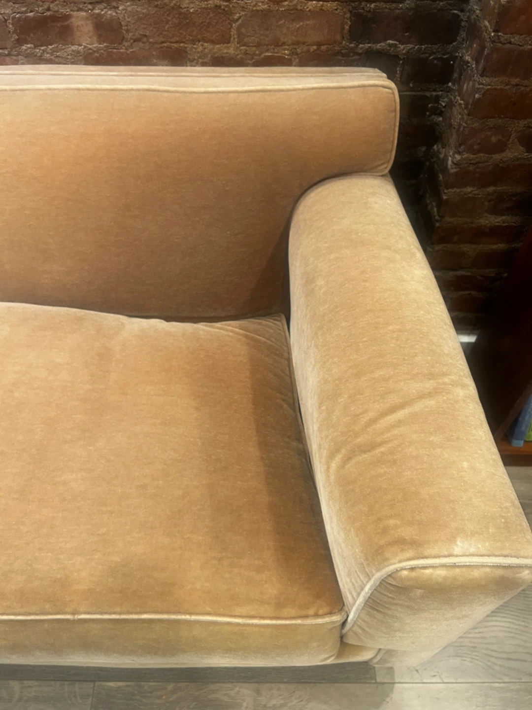 Authentic DONGHIA Mohair Sofa - Soho Era - $12k MSRP - photo 5